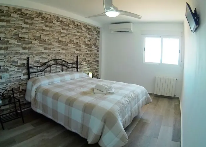 Marques De Comillas Ii アパート *