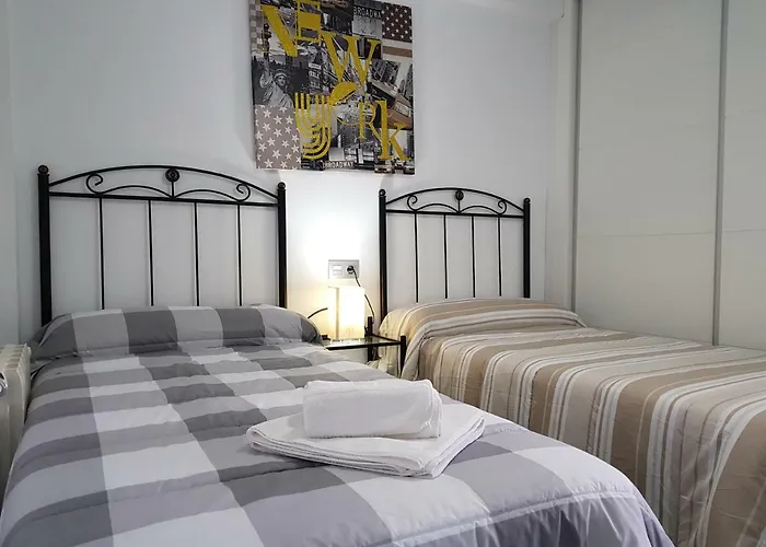 Marques De Comillas Ii アパート *