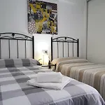 Marques De Comillas Ii Apartment *