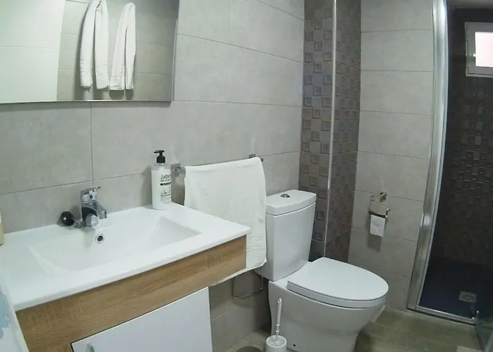 Apartamento Marqués De Comillas Ii *